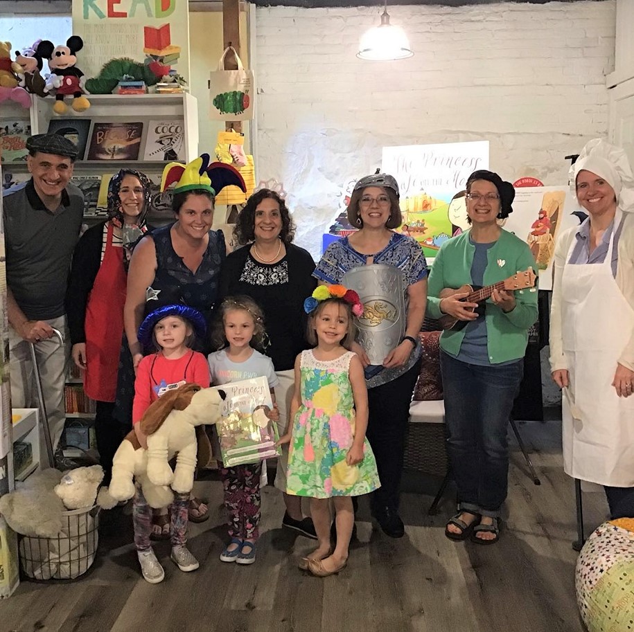 Royally Fun Storytime! by Margie Markarian